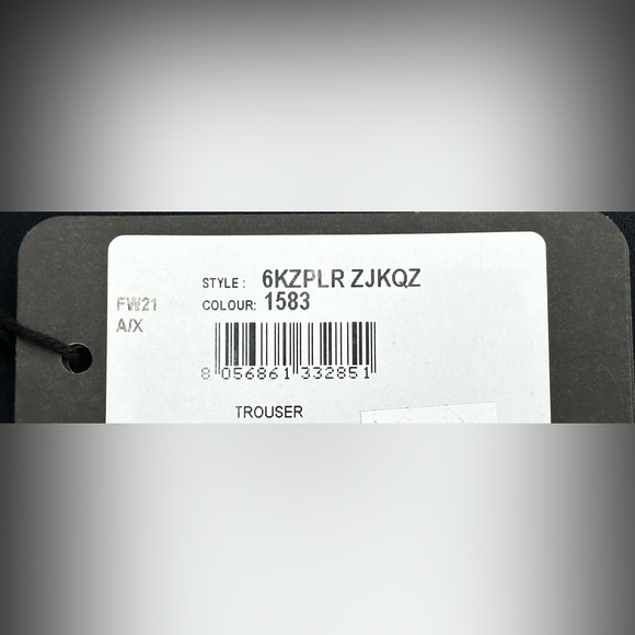 armani exchange trouser navy white pants
Style:6KZPLR ZJKQZ
COLOUR: 1583 - Picture 7 of 7